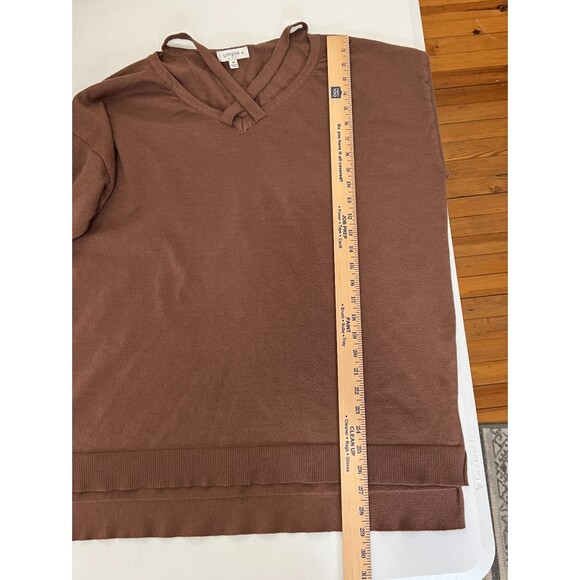 Umgee Plus Brown Long Sleeve Sweater with Criss Cross Detail Women's 1XL - Picture 7 of 8